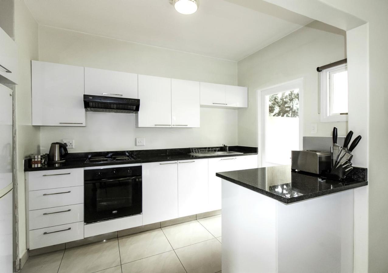 Villa Via Executive Suites With Power Back-Up 桑顿 外观 照片